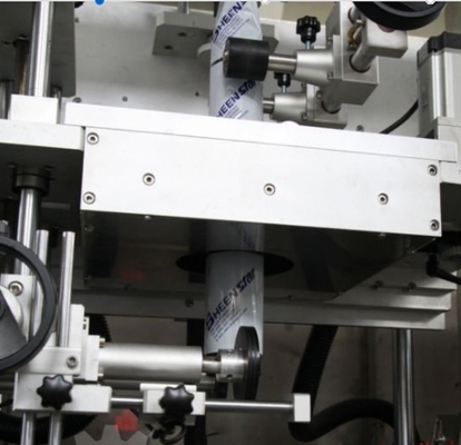 Automactic plastic bottle shrink sleeve labeling machine